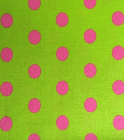 Růžový puntík v zelené